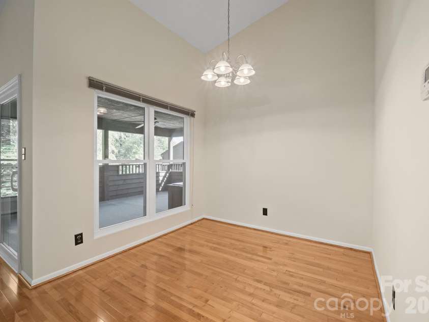 8015 Cedar Glen Drive, Charlotte, NC 28212.  MLS# CAR4308486, YatesRealty ID 2180. 