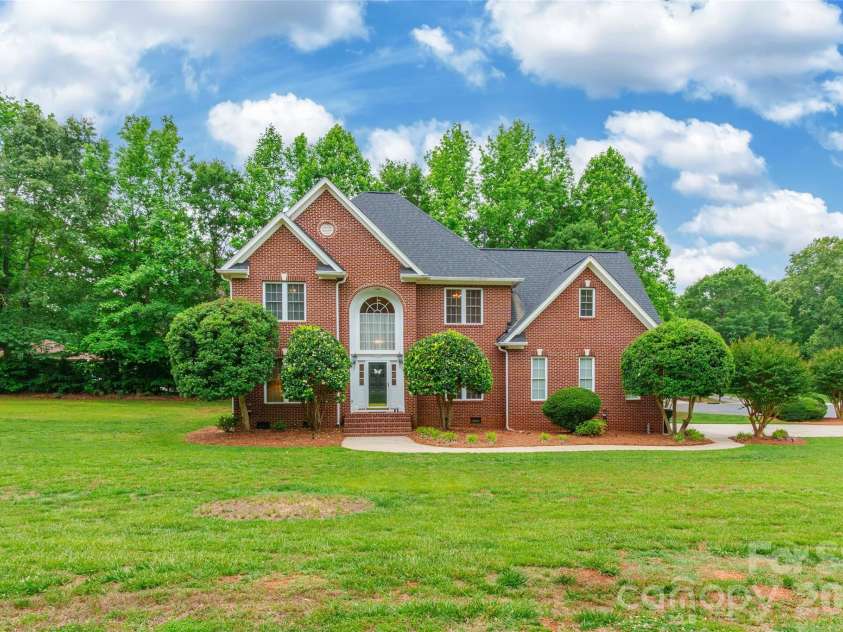 1782 Farrow Drive, Rock Hill, SC 29732.  MLS# CAR4379429, YatesRealty ID 21800. 