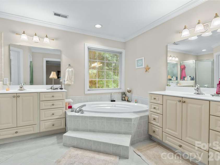 1782 Farrow Drive, Rock Hill, SC 29732.  MLS# CAR4379429, YatesRealty ID 21800. 