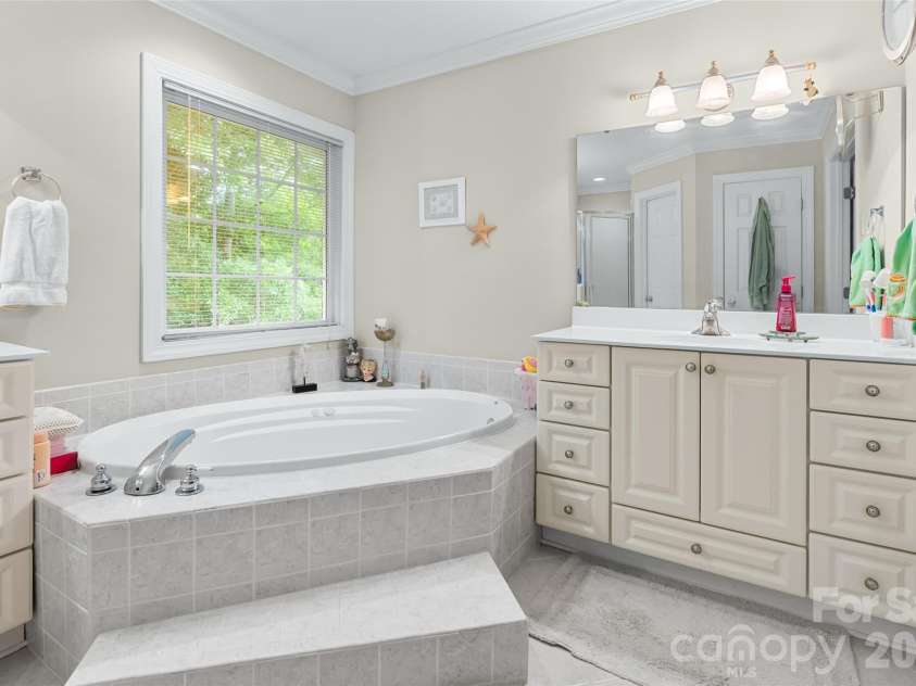 1782 Farrow Drive, Rock Hill, SC 29732.  MLS# CAR4379429, YatesRealty ID 21800. 