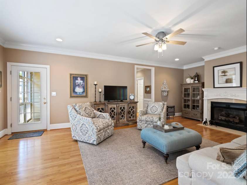 5572 Yorke Street, Concord, NC 28027.  MLS# CAR4274605, YatesRealty ID 21800. 