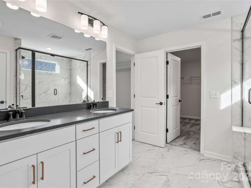 14117 New Crest Drive, Huntersville, NC 28078.  MLS# CAR4268737, YatesRealty ID 21801. Digital Image Similar