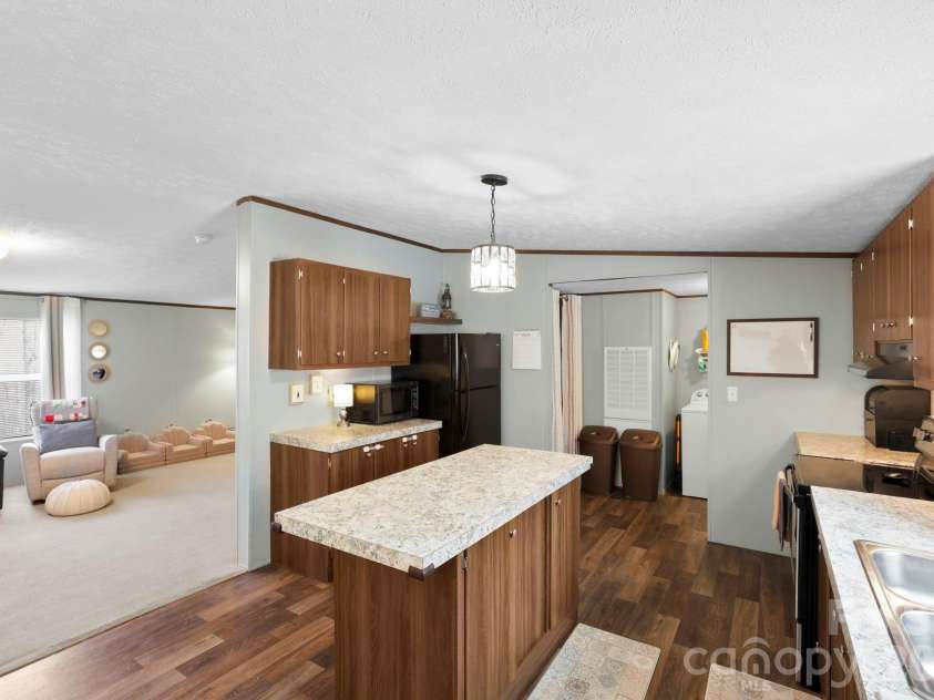 256 Inglewood Cove Road, Waynesville, NC 28786.  MLS# CAR4359162, YatesRealty ID 21801. 