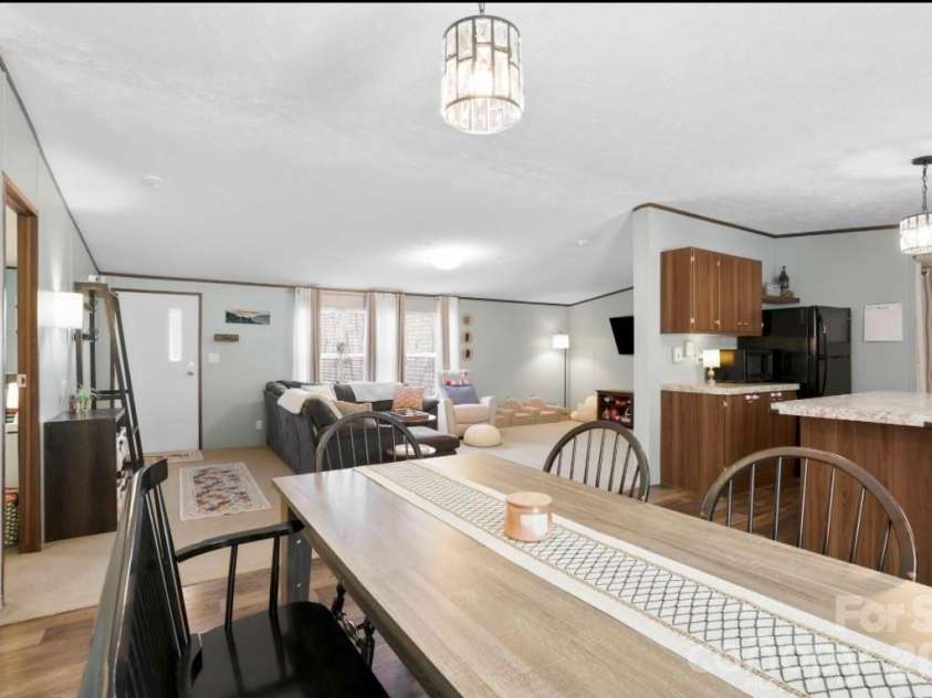 256 Inglewood Cove Road, Waynesville, NC 28786.  MLS# CAR4359162, YatesRealty ID 21801. 