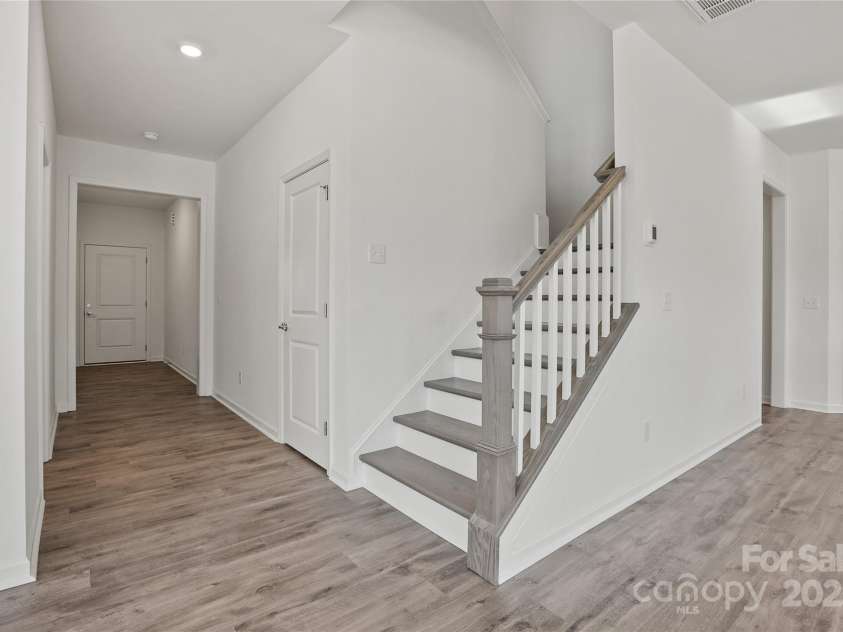 14113 New Crest Lane, Huntersville, NC 28078.  MLS# CAR4268587, YatesRealty ID 21802. Upgraded Oak Stair Treads