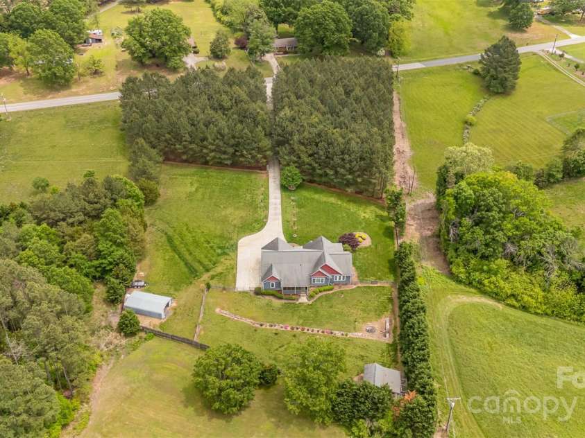 8993 Plank Road, Norwood, NC 28128.  MLS# CAR4270996, YatesRealty ID 21803. 