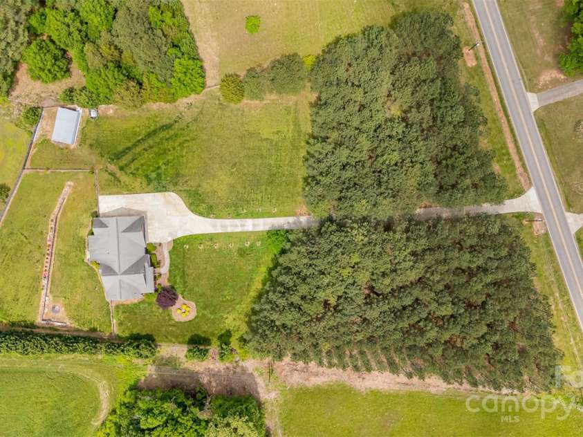 8993 Plank Road, Norwood, NC 28128.  MLS# CAR4270996, YatesRealty ID 21803. 