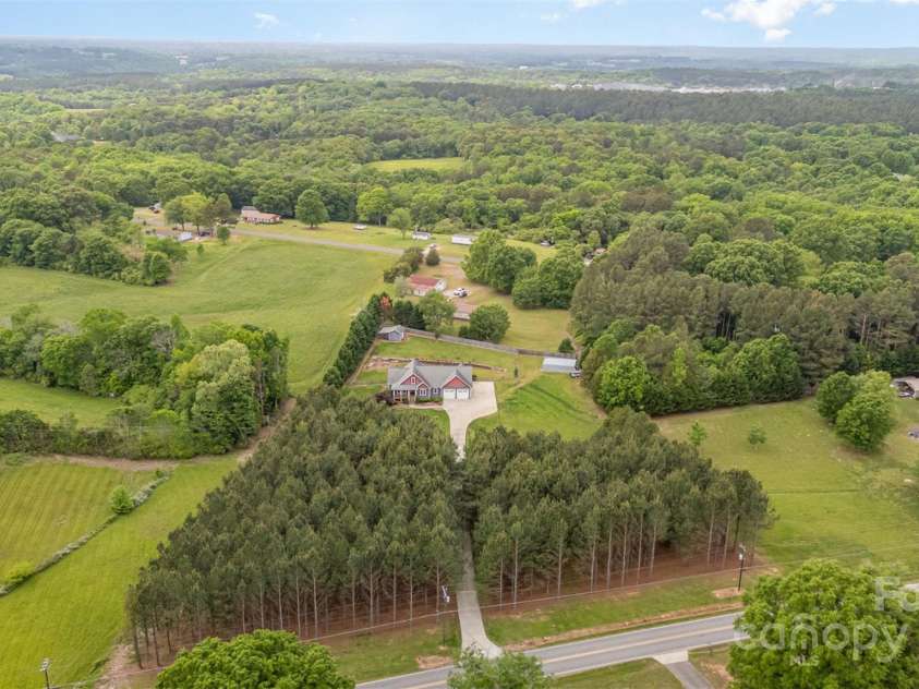 8993 Plank Road, Norwood, NC 28128.  MLS# CAR4270996, YatesRealty ID 21803. 