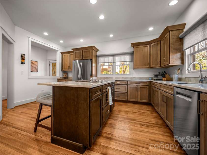 19 Lacoste Drive, Hendersonville, NC 28739.  MLS# CAR4249996, YatesRealty ID 21804. 