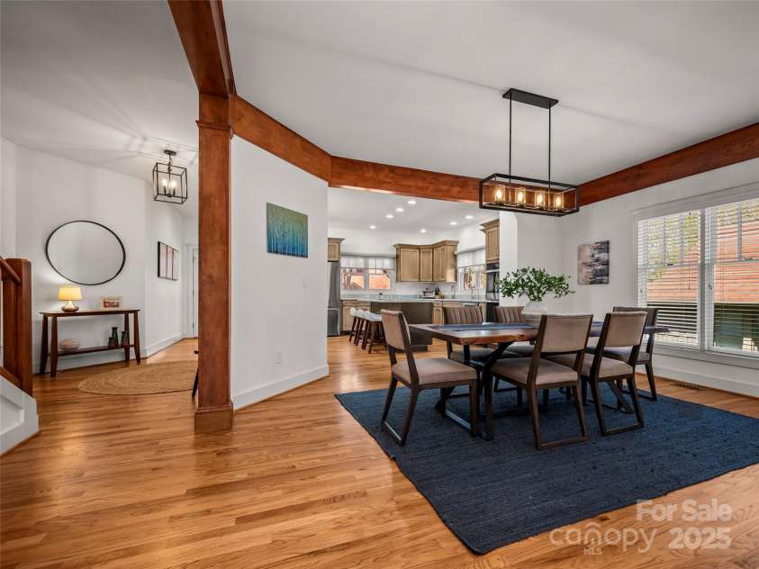 19 Lacoste Drive, Hendersonville, NC 28739.  MLS# CAR4249996, YatesRealty ID 21804. 