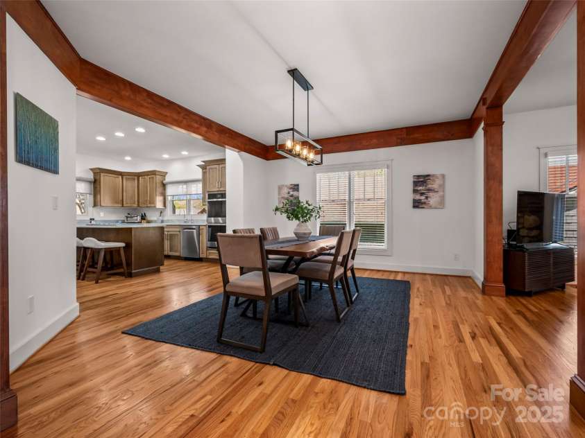 19 Lacoste Drive, Hendersonville, NC 28739.  MLS# CAR4249996, YatesRealty ID 21804. 