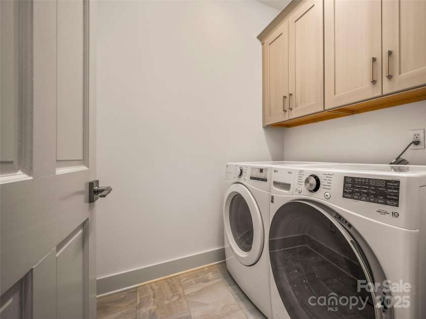 19 Lacoste Drive, Hendersonville, NC 28739.  MLS# CAR4249996, YatesRealty ID 21804. 