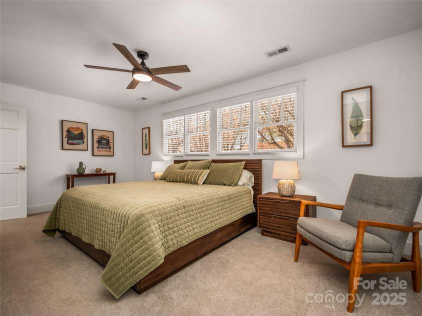 19 Lacoste Drive, Hendersonville, NC 28739.  MLS# CAR4249996, YatesRealty ID 21804. 