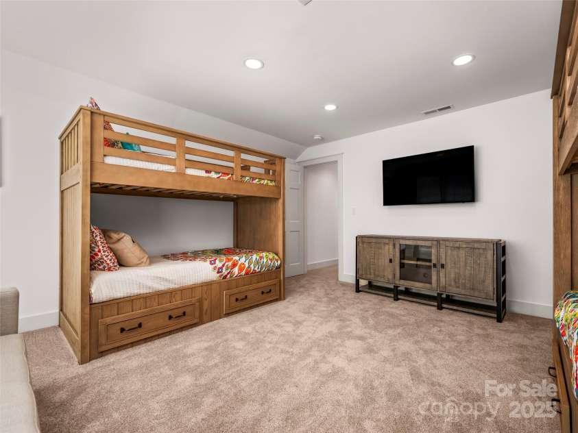 19 Lacoste Drive, Hendersonville, NC 28739.  MLS# CAR4249996, YatesRealty ID 21804. 