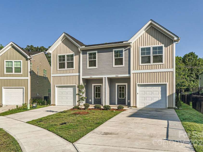 108 Blakeslee Court, Mooresville, NC 28115.  MLS# CAR4270476, YatesRealty ID 21805. 