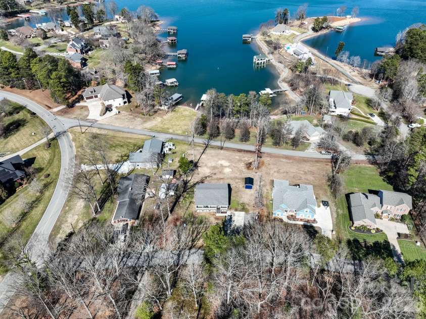 9464 Riviera Drive, Sherrills Ford, NC 28673.  MLS# CAR4340867, YatesRealty ID 21805. 