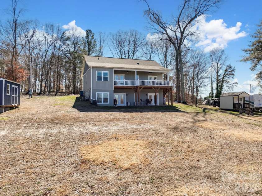 9464 Riviera Drive, Sherrills Ford, NC 28673.  MLS# CAR4340867, YatesRealty ID 21805. 