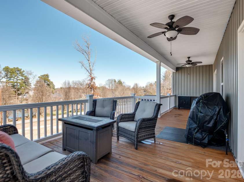 9464 Riviera Drive, Sherrills Ford, NC 28673.  MLS# CAR4415647, YatesRealty ID 21805. 
