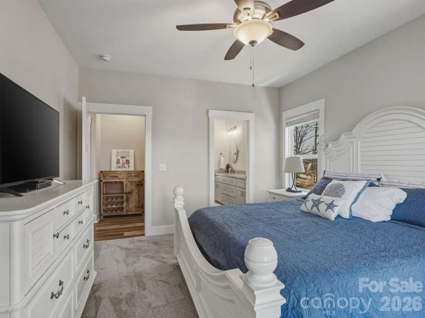 9464 Riviera Drive, Sherrills Ford, NC 28673.  MLS# CAR4415647, YatesRealty ID 21805. 