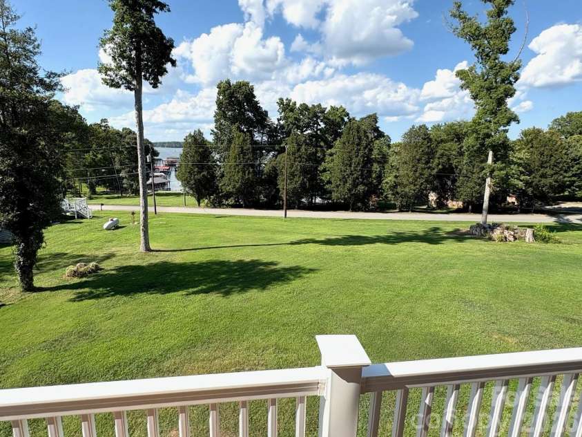 9464 Riviera Drive, Sherrills Ford, NC 28673.  MLS# CAR4415647, YatesRealty ID 21805. 