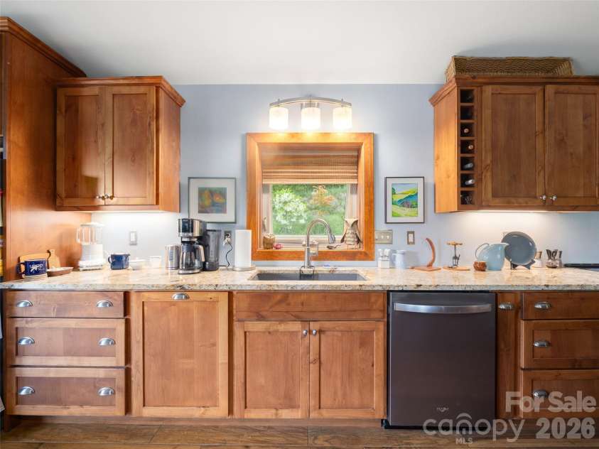 345 Moorehill Drive, Waynesville, NC 28786.  MLS# CAR4381731, YatesRealty ID 21806. 