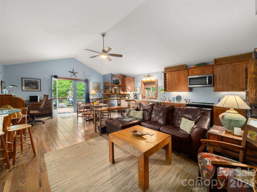 345 Moorehill Drive, Waynesville, NC 28786.  MLS# CAR4381731, YatesRealty ID 21806. 