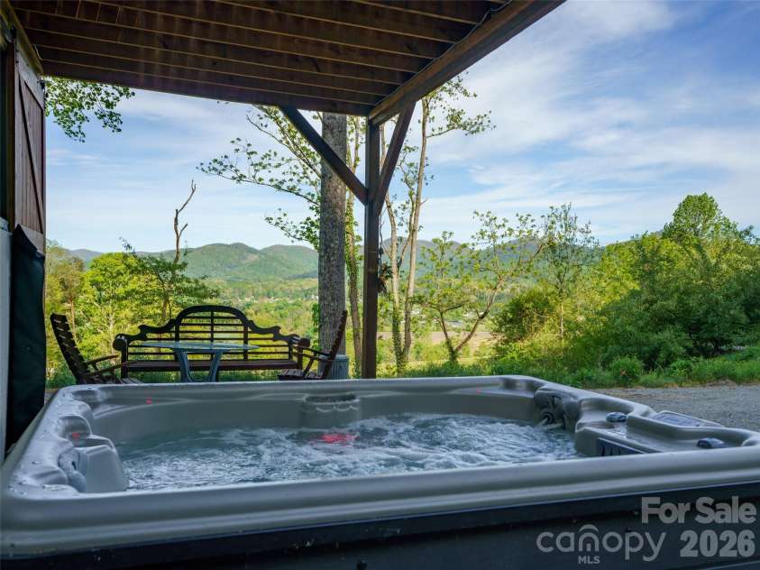 345 Moorehill Drive, Waynesville, NC 28786.  MLS# CAR4381731, YatesRealty ID 21806. 