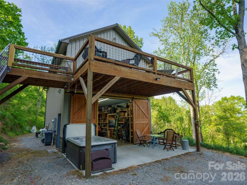 345 Moorehill Drive, Waynesville, NC 28786.  MLS# CAR4381731, YatesRealty ID 21806. 