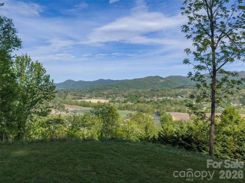 345 Moorehill Drive, Waynesville, NC 28786.  MLS# CAR4381731, YatesRealty ID 21806. 
