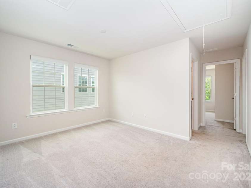 12912 Canterbury Castle Drive, Charlotte, NC 28273.  MLS# CAR4272010, YatesRealty ID 21807. 