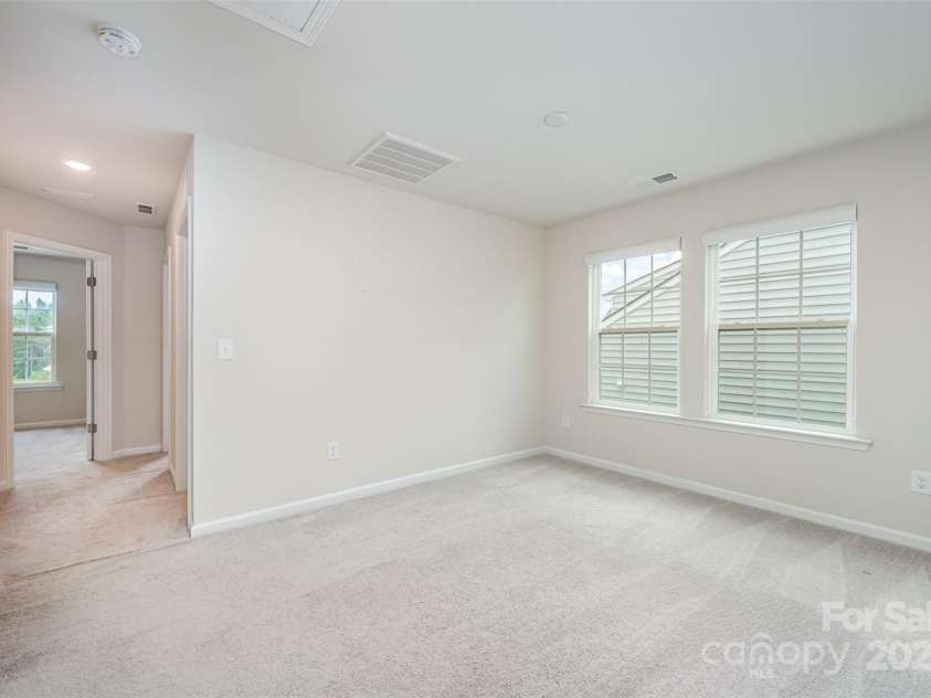 12912 Canterbury Castle Drive, Charlotte, NC 28273.  MLS# CAR4272010, YatesRealty ID 21807. 