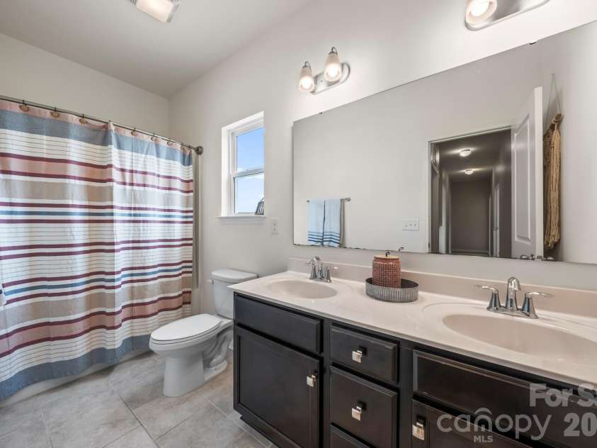 2023 Turnsberry Drive, Monroe, NC 28112.  MLS# CAR4363476, YatesRealty ID 21807. Full Bathroom 3