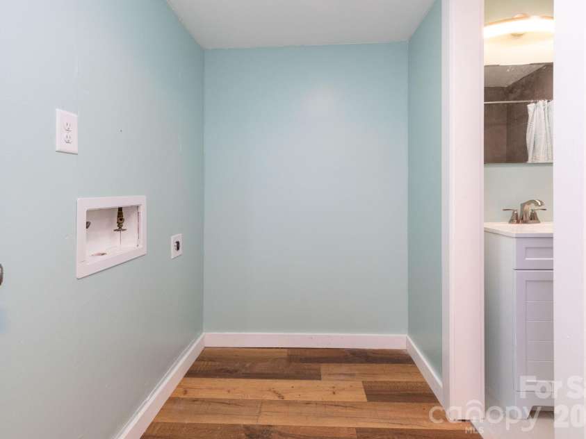 4755 US 23 Highway, Mars Hill, NC 28754.  MLS# CAR4363832, YatesRealty ID 21808. 