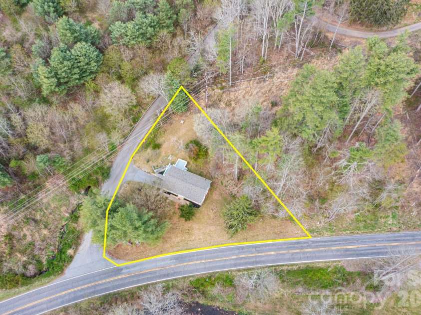 4755 US 23 Highway, Mars Hill, NC 28754.  MLS# CAR4363832, YatesRealty ID 21808. 