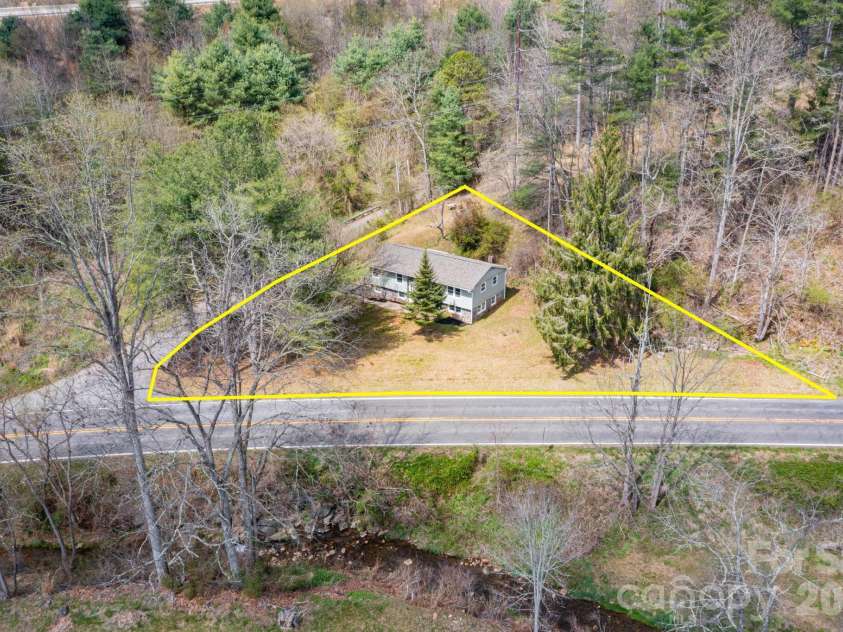 4755 US 23 Highway, Mars Hill, NC 28754.  MLS# CAR4363832, YatesRealty ID 21808. 