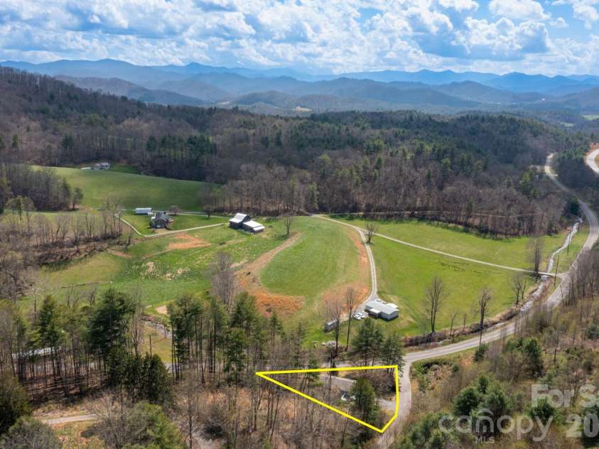 4755 US 23 Highway, Mars Hill, NC 28754.  MLS# CAR4363832, YatesRealty ID 21808. 