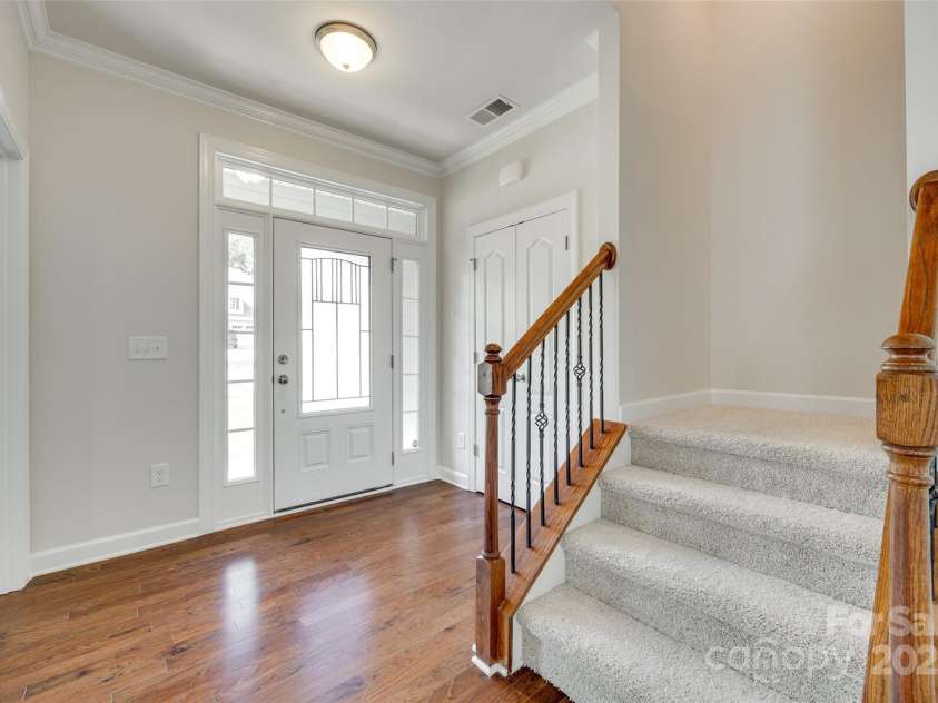 169 Halifax Drive, Fort Mill, SC 29707.  MLS# CAR4270369, YatesRealty ID 21809. 