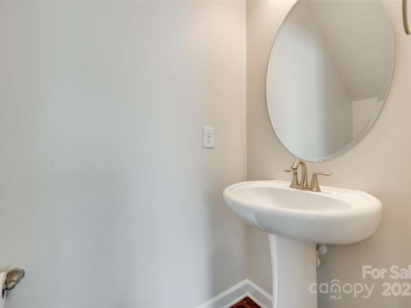 169 Halifax Drive, Fort Mill, SC 29707.  MLS# CAR4270369, YatesRealty ID 21809. 