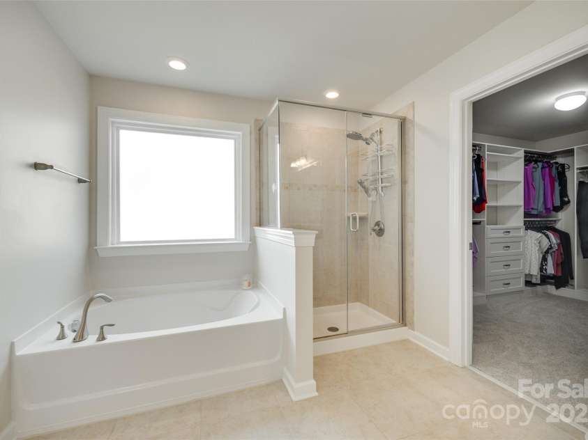 169 Halifax Drive, Fort Mill, SC 29707.  MLS# CAR4270369, YatesRealty ID 21809. 