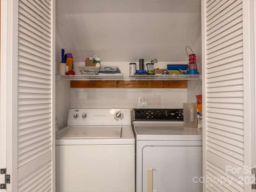 721 Grandview Loop, Nebo, NC 28761.  MLS# CAR4283375, YatesRealty ID 2181. 