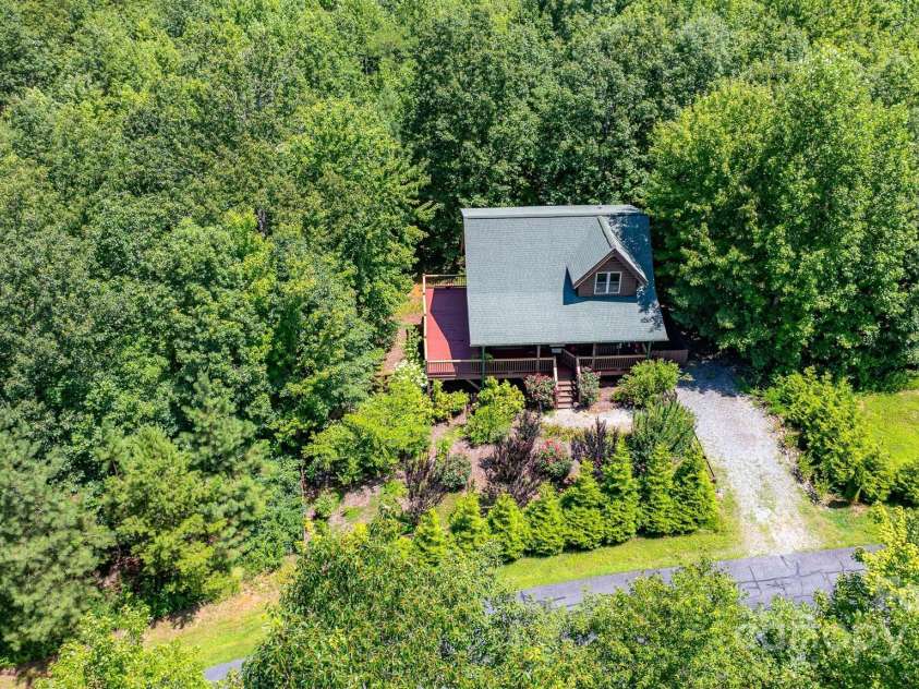 721 Grandview Loop, Nebo, NC 28761.  MLS# CAR4283375, YatesRealty ID 2181. 
