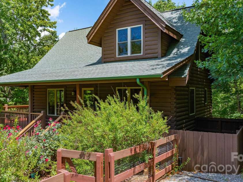 721 Grandview Loop, Nebo, NC 28761.  MLS# CAR4283375, YatesRealty ID 2181. 