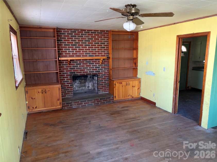 89 Whippoorwill Road, Brevard, NC 28712.  MLS# CAR4339873, YatesRealty ID 2181. 