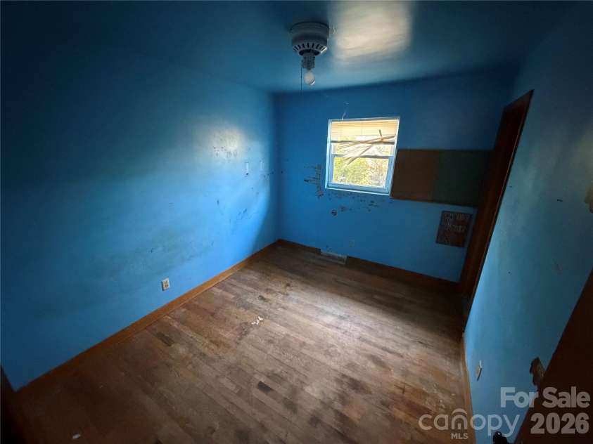 89 Whippoorwill Road, Brevard, NC 28712.  MLS# CAR4339873, YatesRealty ID 2181. 