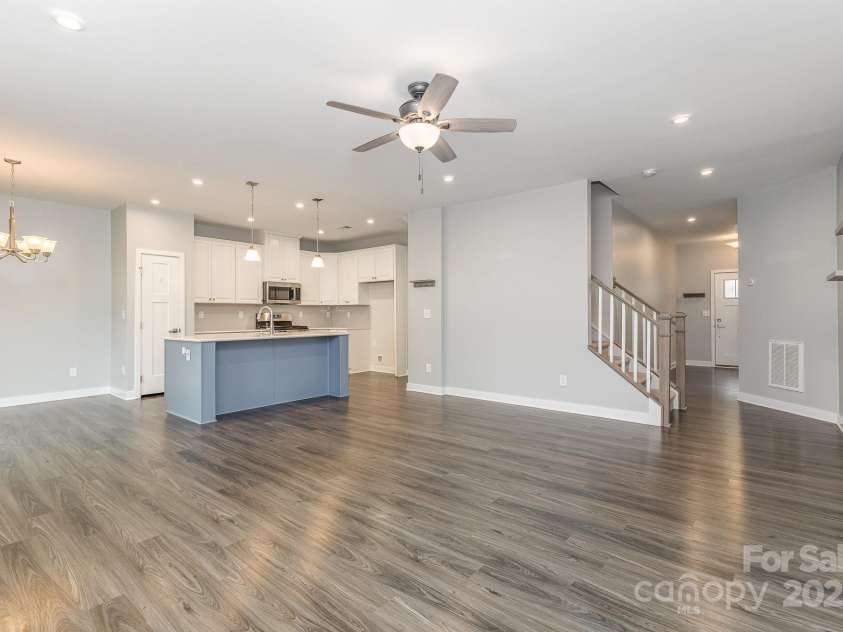 138 Lanyard Drive, Mooresville, NC 28117.  MLS# CAR4260575, YatesRealty ID 21810. Kitchen Space opens to large great room
