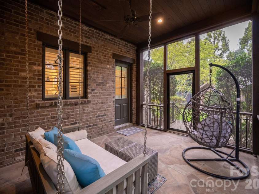 8304 Marcliffe Court, Waxhaw, NC 28173.  MLS# CAR4378365, YatesRealty ID 21811. 