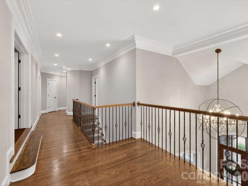 8304 Marcliffe Court, Waxhaw, NC 28173.  MLS# CAR4378365, YatesRealty ID 21811. Upper level hall