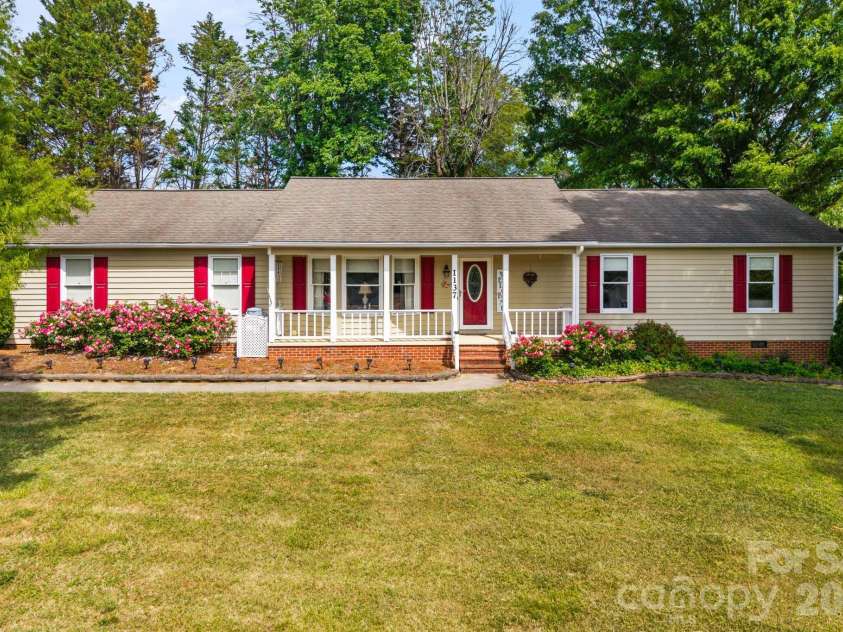 1137 Hibriten Drive, Lenoir, NC 28645.  MLS# CAR4379027, YatesRealty ID 21812. 