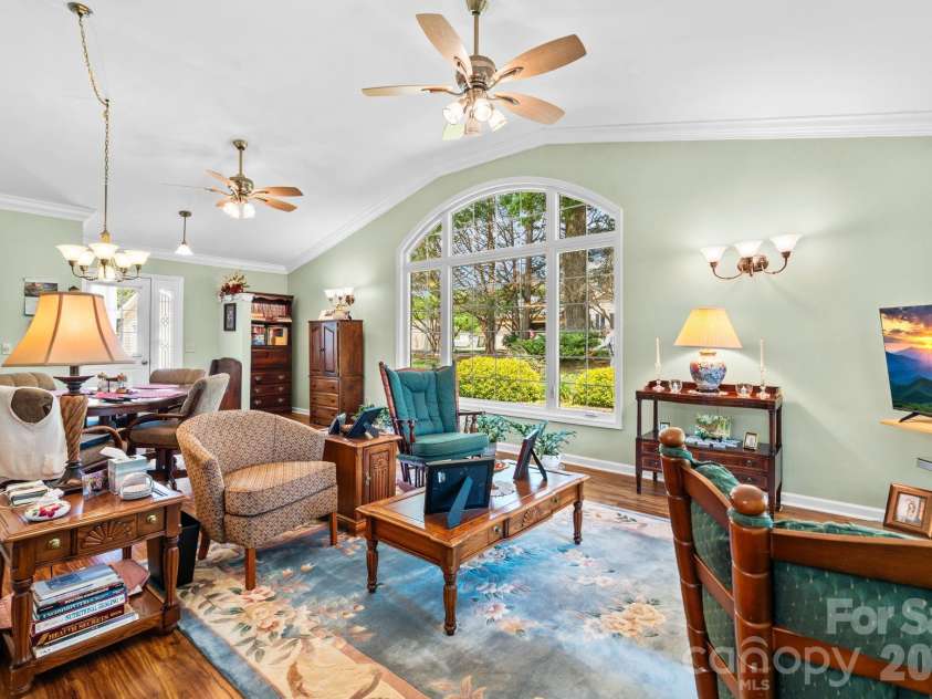 1137 Hibriten Drive, Lenoir, NC 28645.  MLS# CAR4379027, YatesRealty ID 21812. 