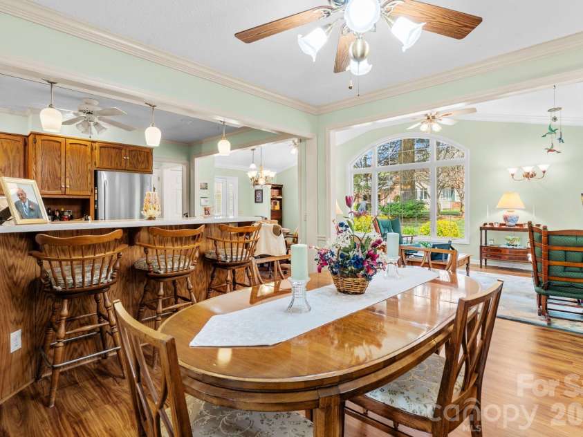 1137 Hibriten Drive, Lenoir, NC 28645.  MLS# CAR4379027, YatesRealty ID 21812. 